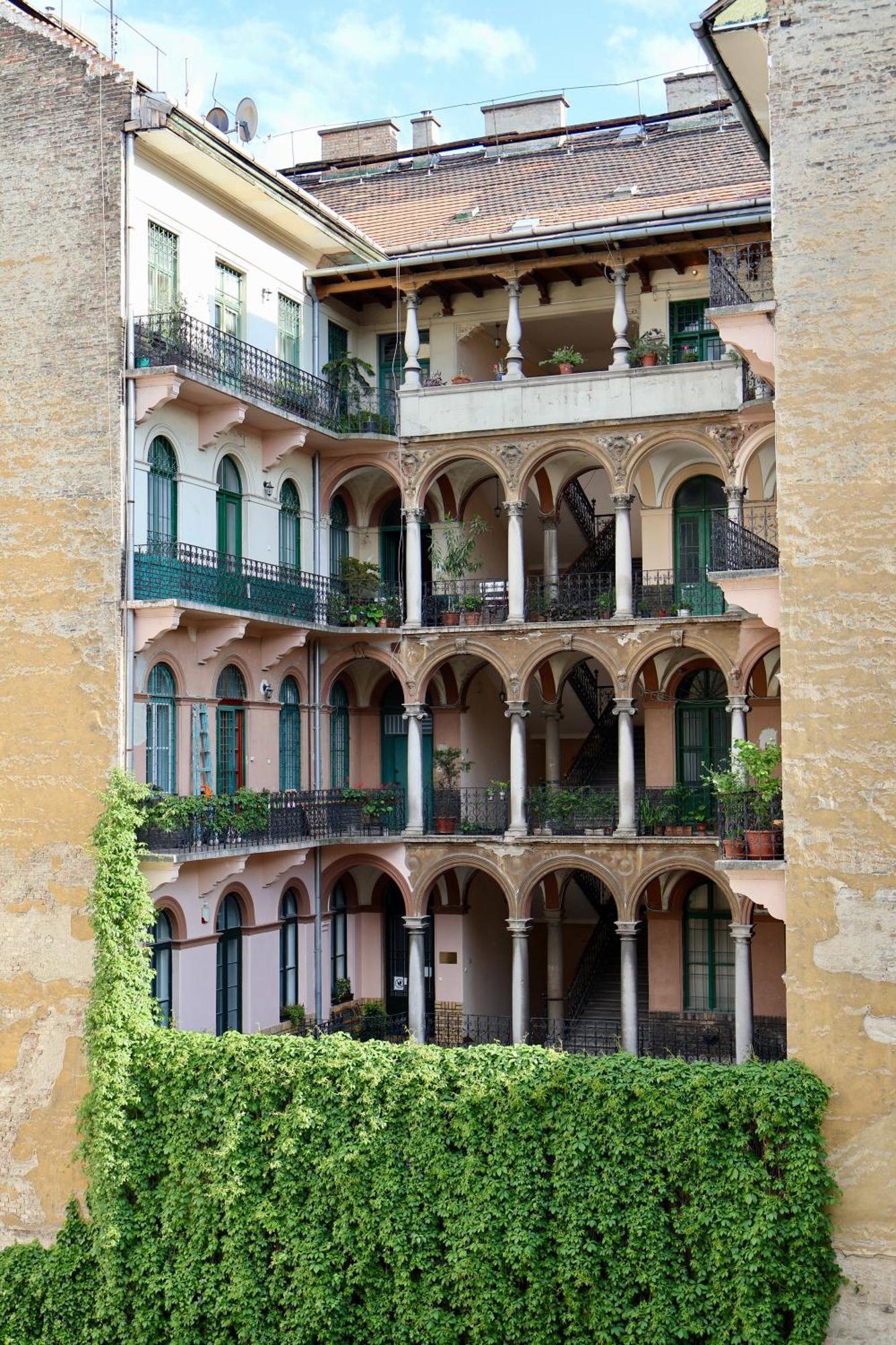 Apartment Harmonia Palace