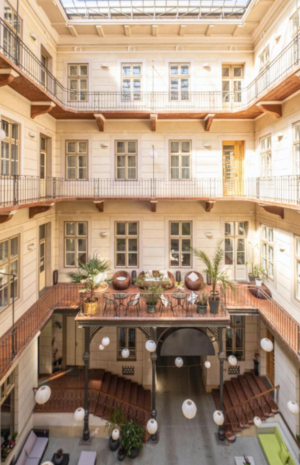 Harmonia Palace Апартаменти *