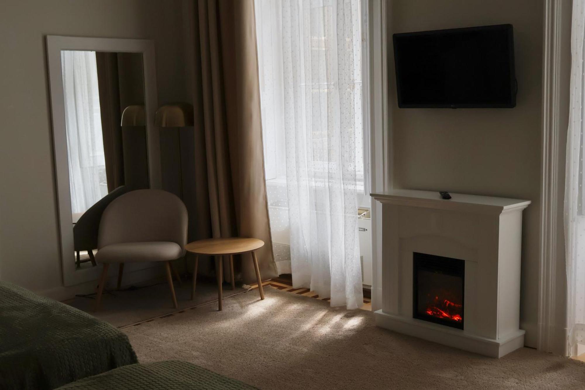 Harmonia Palace Апартаменти *